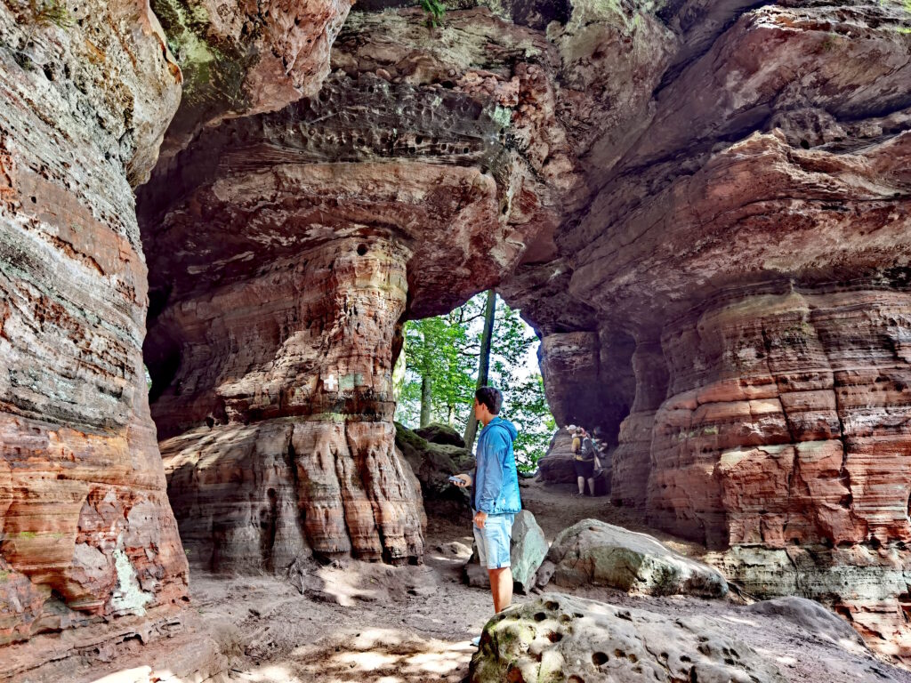 Größe Felsen in der Pfalz - Altschlossfelsen Eppenbrunn